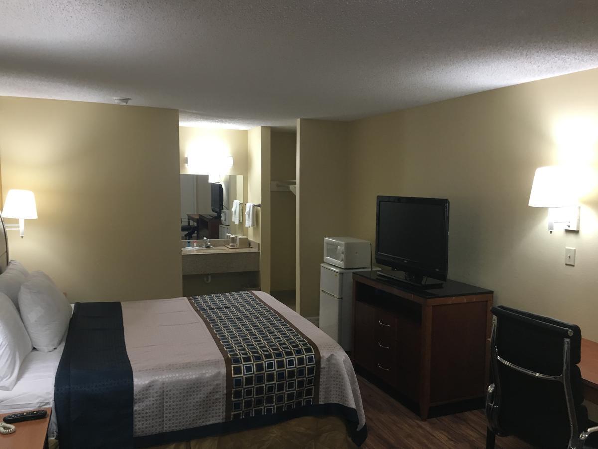 Navasota Inn Bagian luar foto