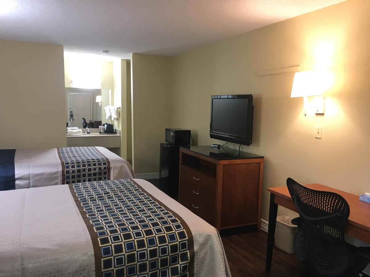 Navasota Inn Bagian luar foto